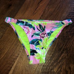 Xhilaration swim bottoms NWOT
